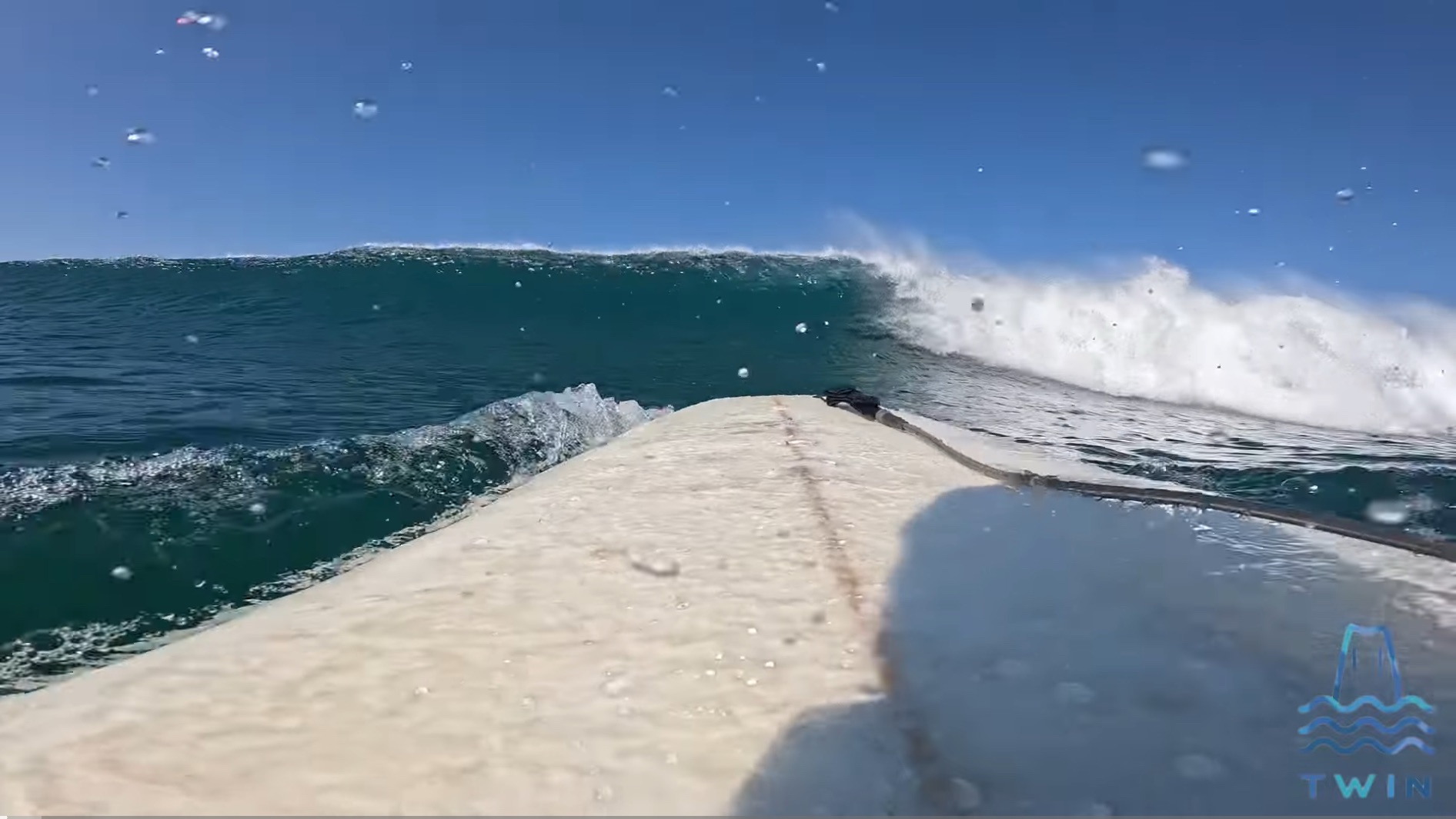 TWINosara 65: Life, death, big surf & much more… RIP Tom